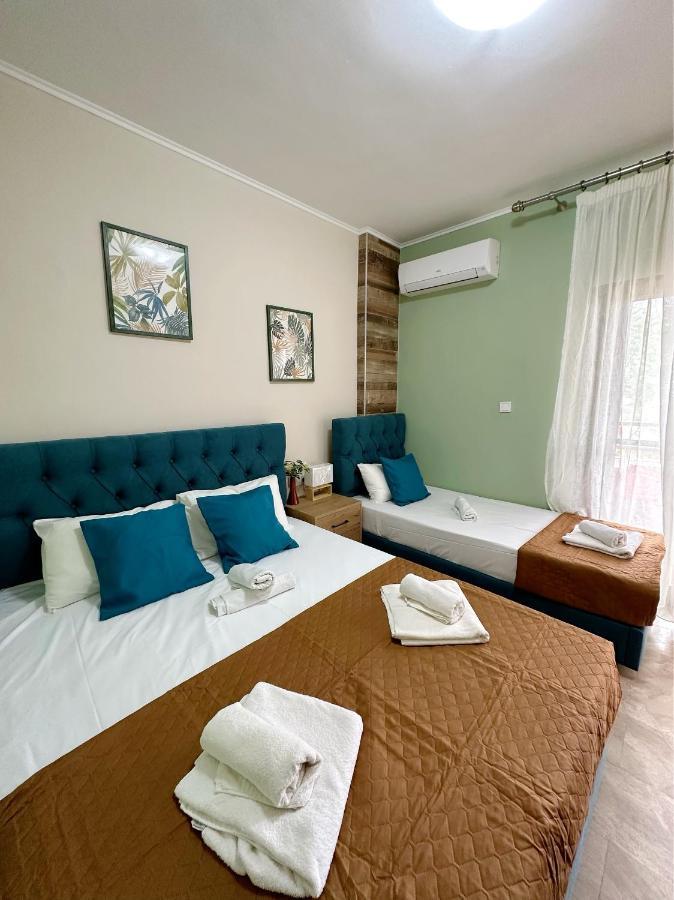 Hotel Palmera Sarti Exterior photo