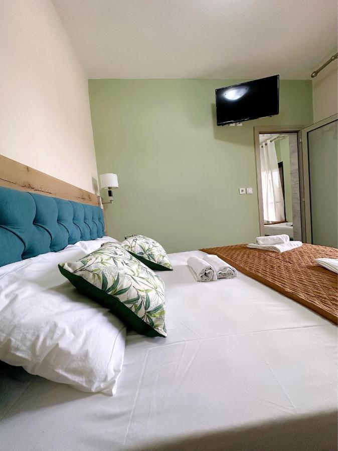 Hotel Palmera Sarti Exterior photo